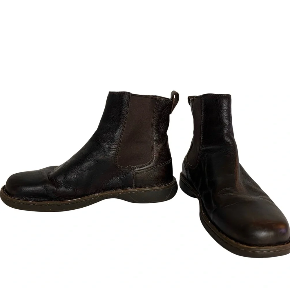 UGG Men’s Size 10.5 Brown Leather Chelsea Boots Pull-On Winter Fall Boot - Picture 7 of 8